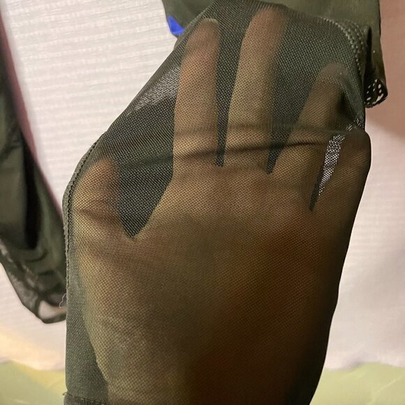 NWOT ATHLETIC WEAR BOTTOMS YiTONG SIZE SMALL/MEDIUM - Picture 6 of 14